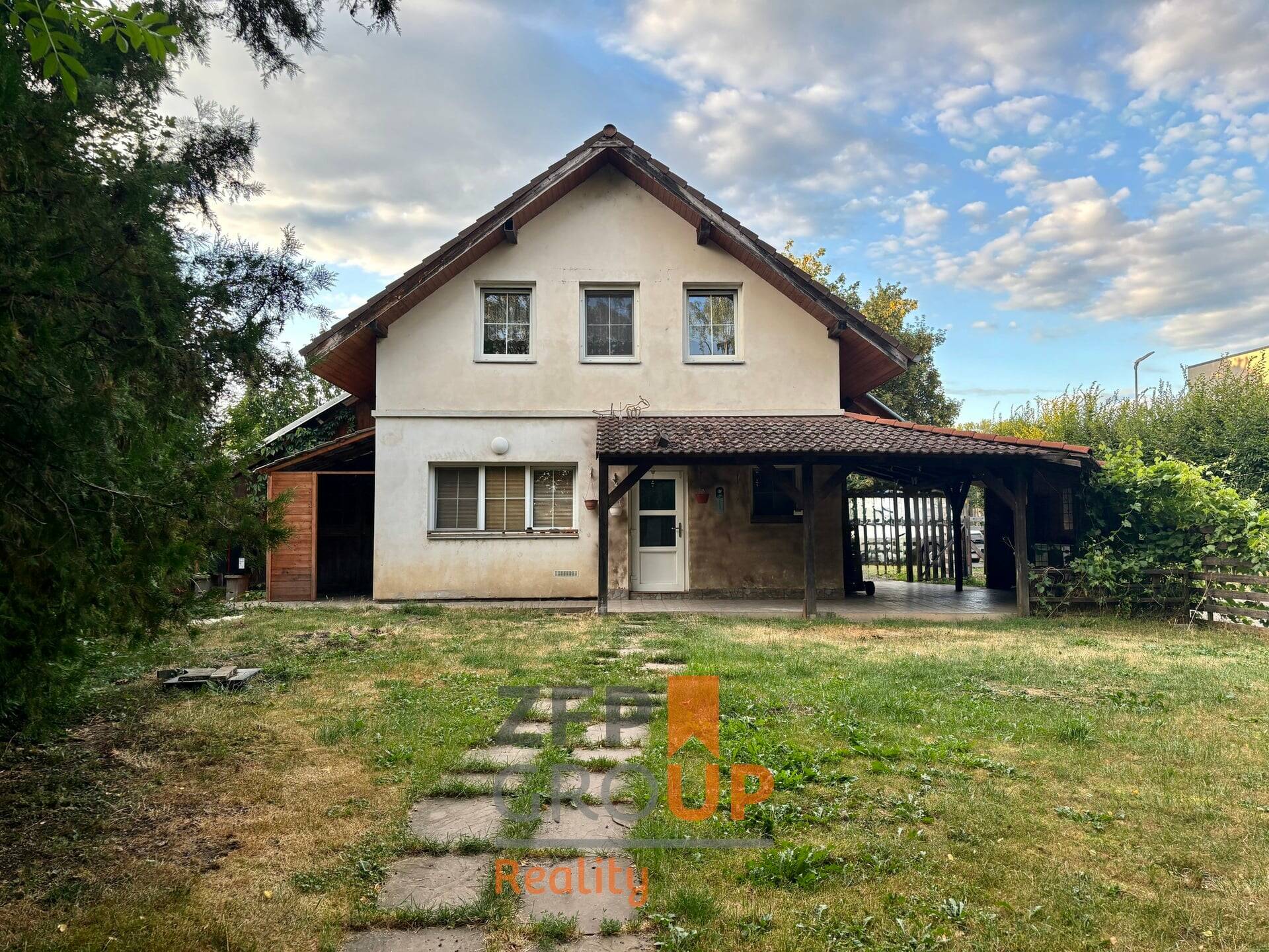 Rodinný dům 4+1 Lovosice – dům – čelní pohled