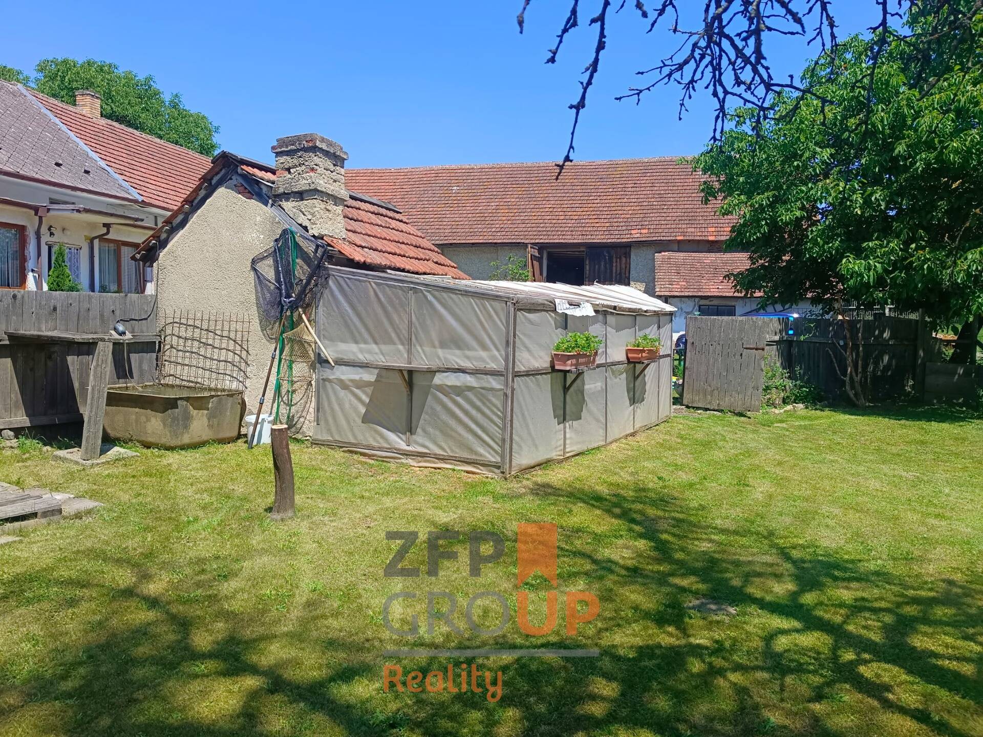 Pozemek 1 575 m² Krasonice – fotka 5