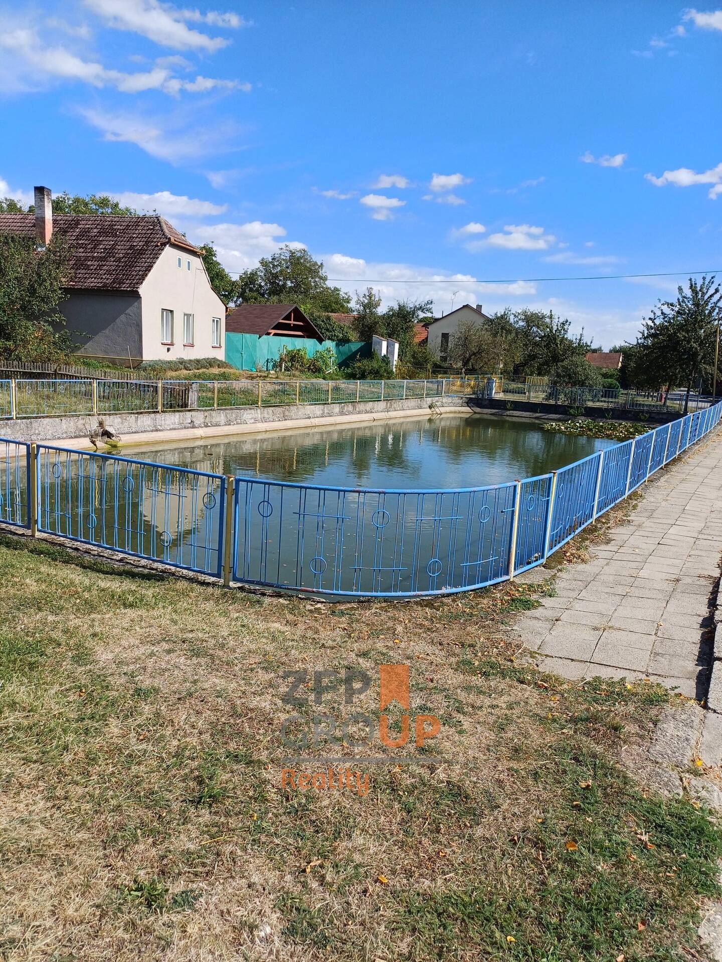 Pozemek 1 575 m² Krasonice – fotka 7
